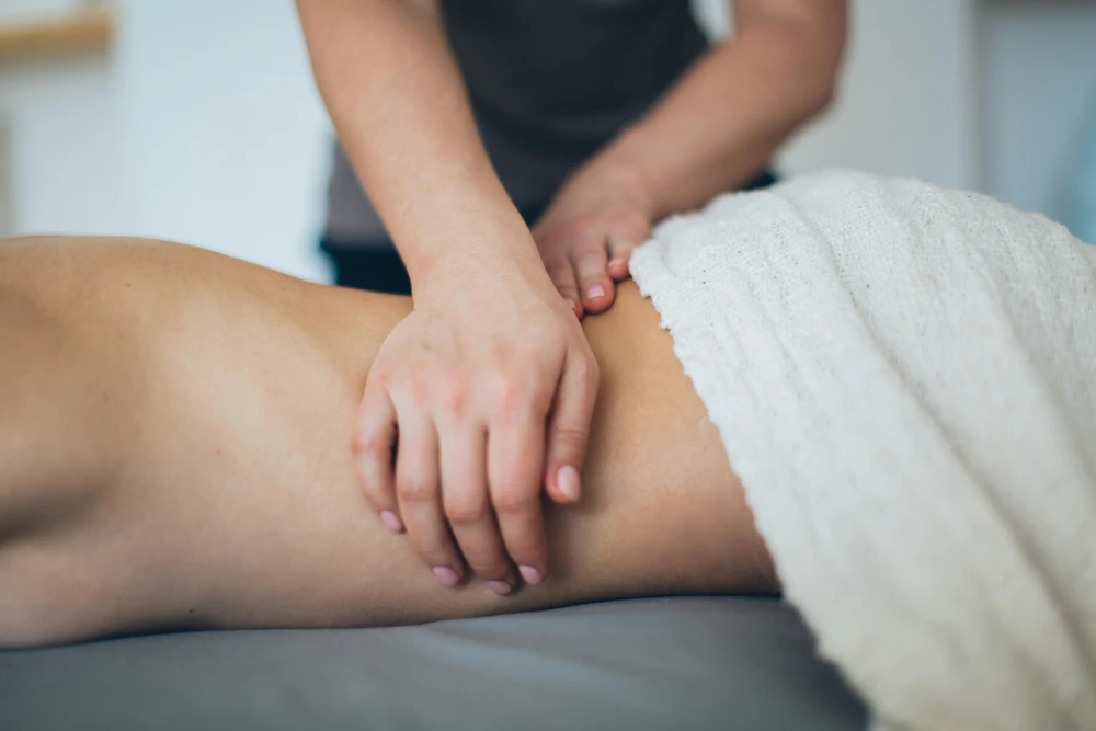 Deep Tissue Massage in Gulshan 2 Dhaka professional pain relief therapy spa