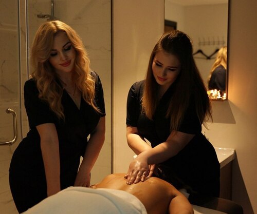 Nuru massage therapy in Gulshan 2 spa room Dhaka